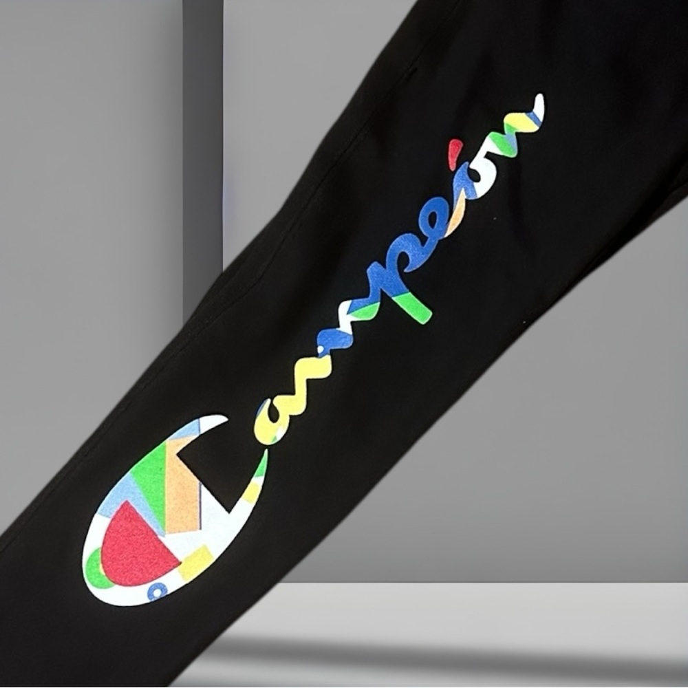 NWT Champion Reverse Weave “Champeon” Hispanic Heritage Jogger Black Size XS - Picture 2 of 7